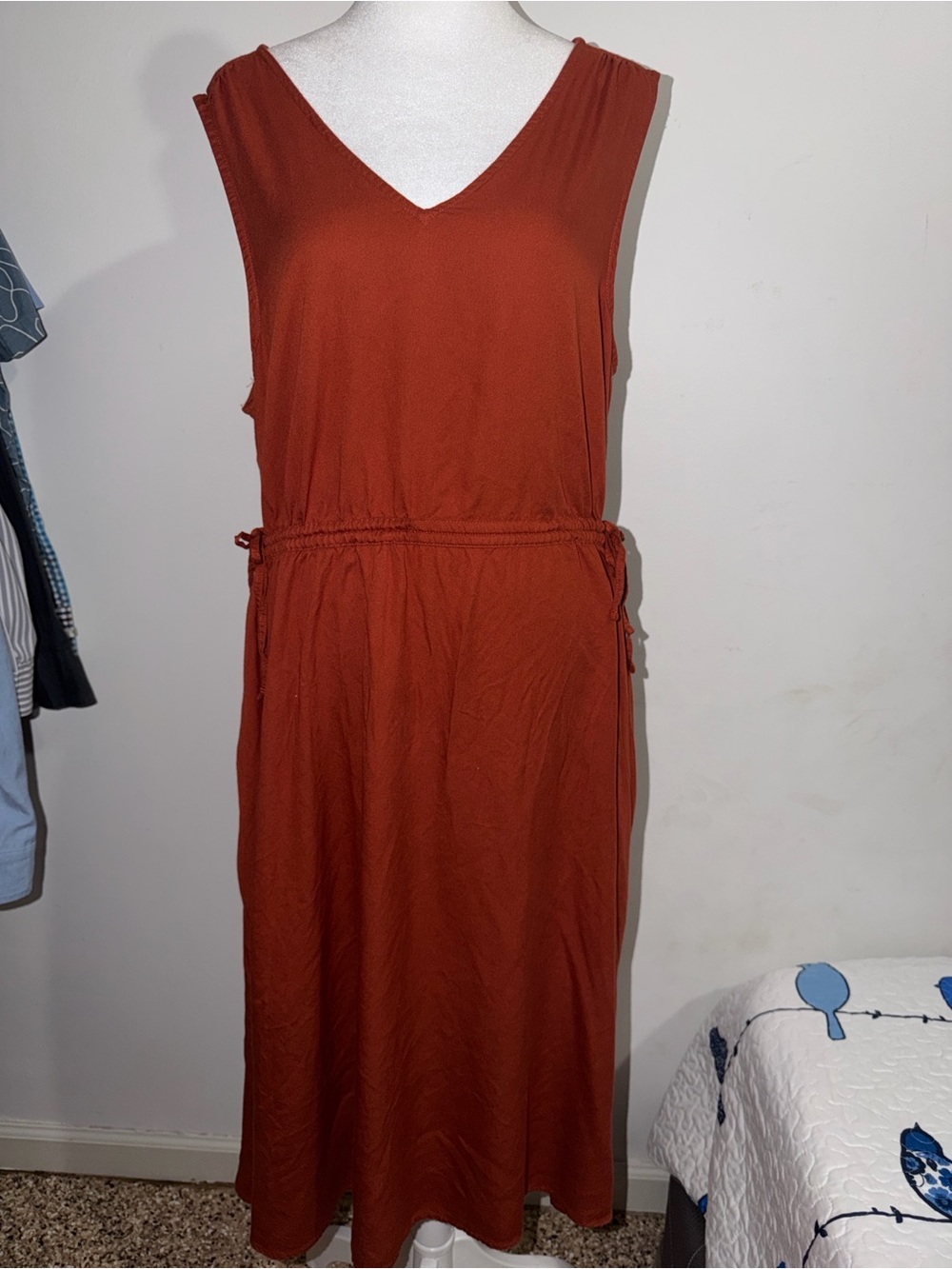 Time and Tru Sleeveless V-Neck Midi Dress in Rust